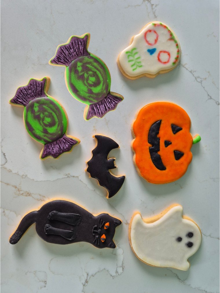 All Hallows Eve Tin 3